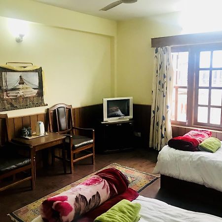 Dungkar Guest House Kathmandu Buitenkant foto